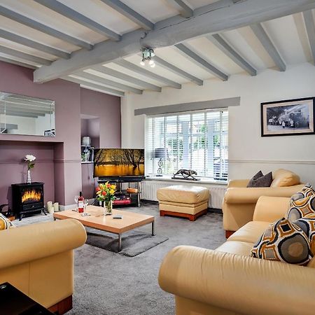 Finest Retreats - Cloggers Cottage Darley Exterior foto
